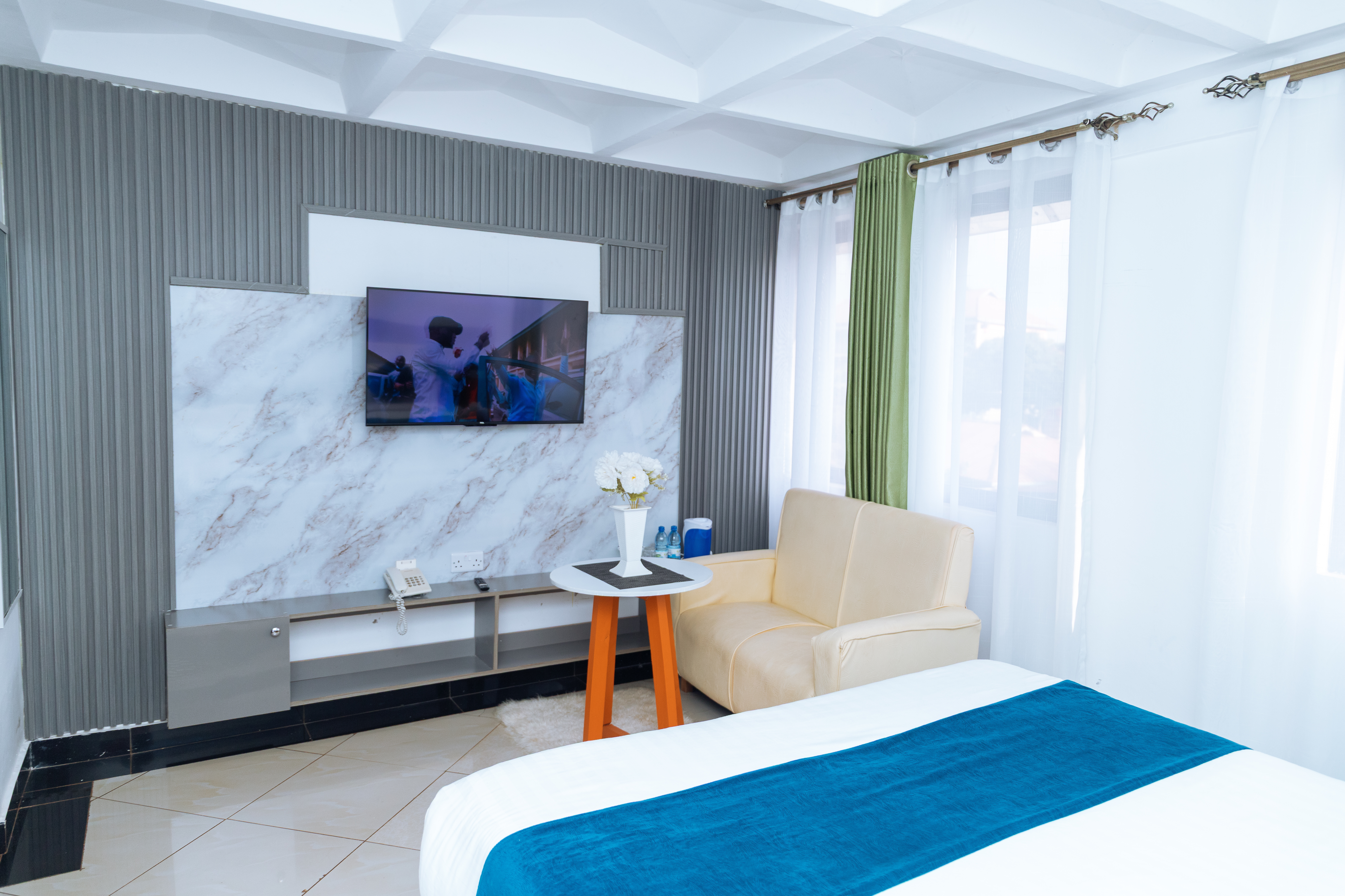 Elsa hotel deluxe room